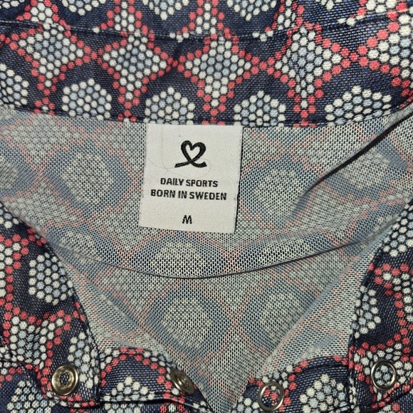 Daily Sports Women's Golf Polo Red ILLUSIONS Breeze Cap Sleeve Mesh  Shirt - Picture 3 of 5